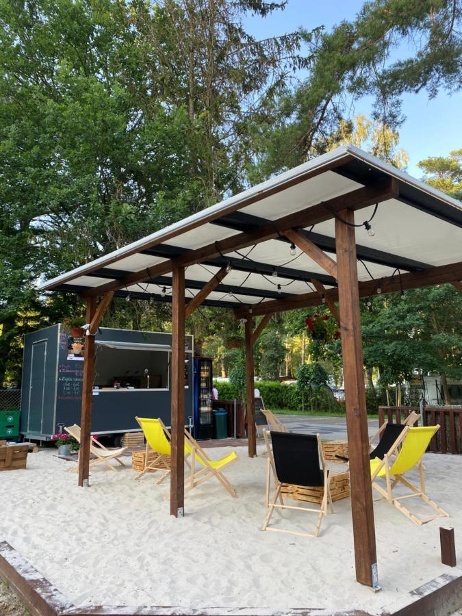 Domki Pod Debami โปเบียโรโว ภายนอก รูปภาพ